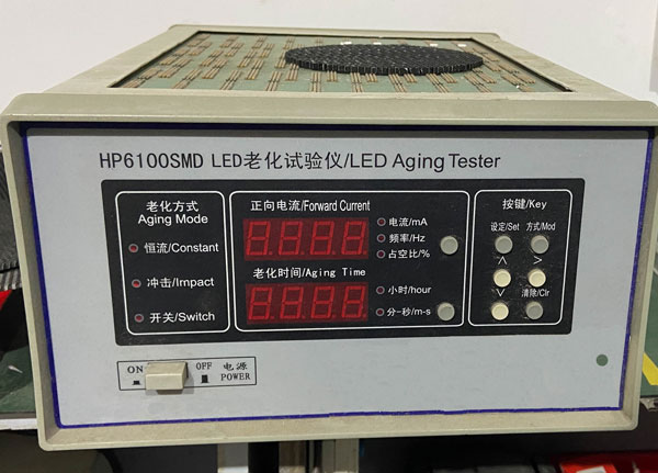 SMD-LED Aging Tester